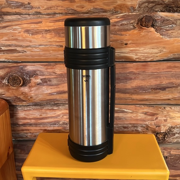 4x14.5” Stainless Steel Thermos - Picture 2 of 6
